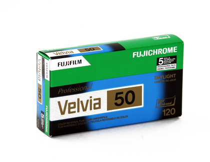 Fujifilm Velvia 50 120 New 5-pack - SLUTSÅLD!