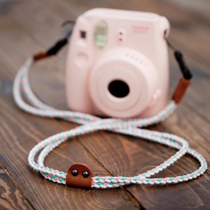 FUJI INSTAX MINI 8 STRAP TWISY PASTEL