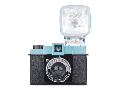 LOMOGRAPHY DIANA F+ MED BLIXT 120