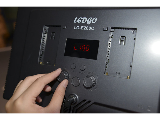 LEDGO LG-E268C Bi-Color LED-belysning med extramjukt ljus och WiFi