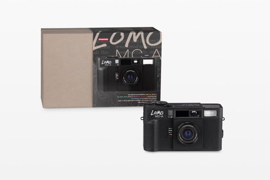 Lomo MC-A 35 mm Film Camera Black