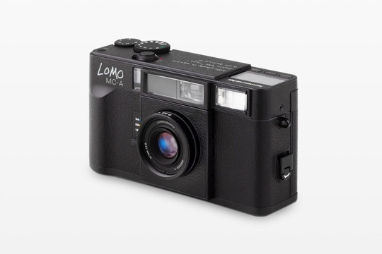 Lomo MC-A 35 mm Film Camera Black