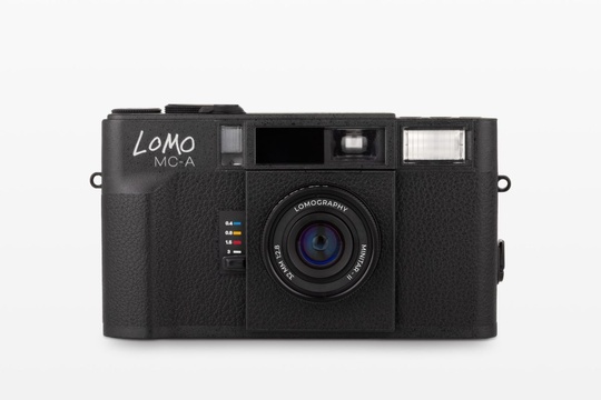 Lomo MC-A 35 mm Film Camera Black
